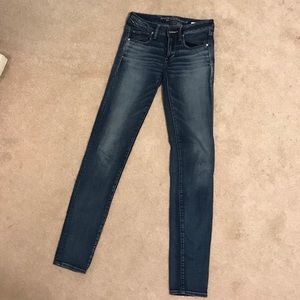 American Eagle Skinny Jeans size 2 Xtra Long